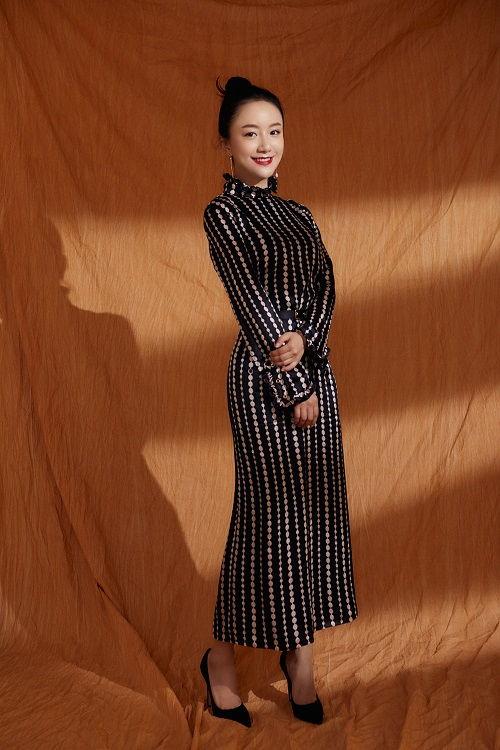 李倩 av,揭秘影视新星背后的故事