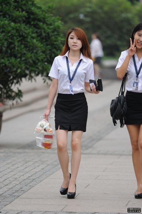 街拍职业丝袜视频,街头时尚与职业魅力的完美融合
