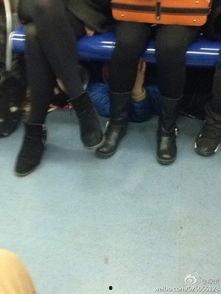 地铁丝袜女教师,都市生活中的独特风景